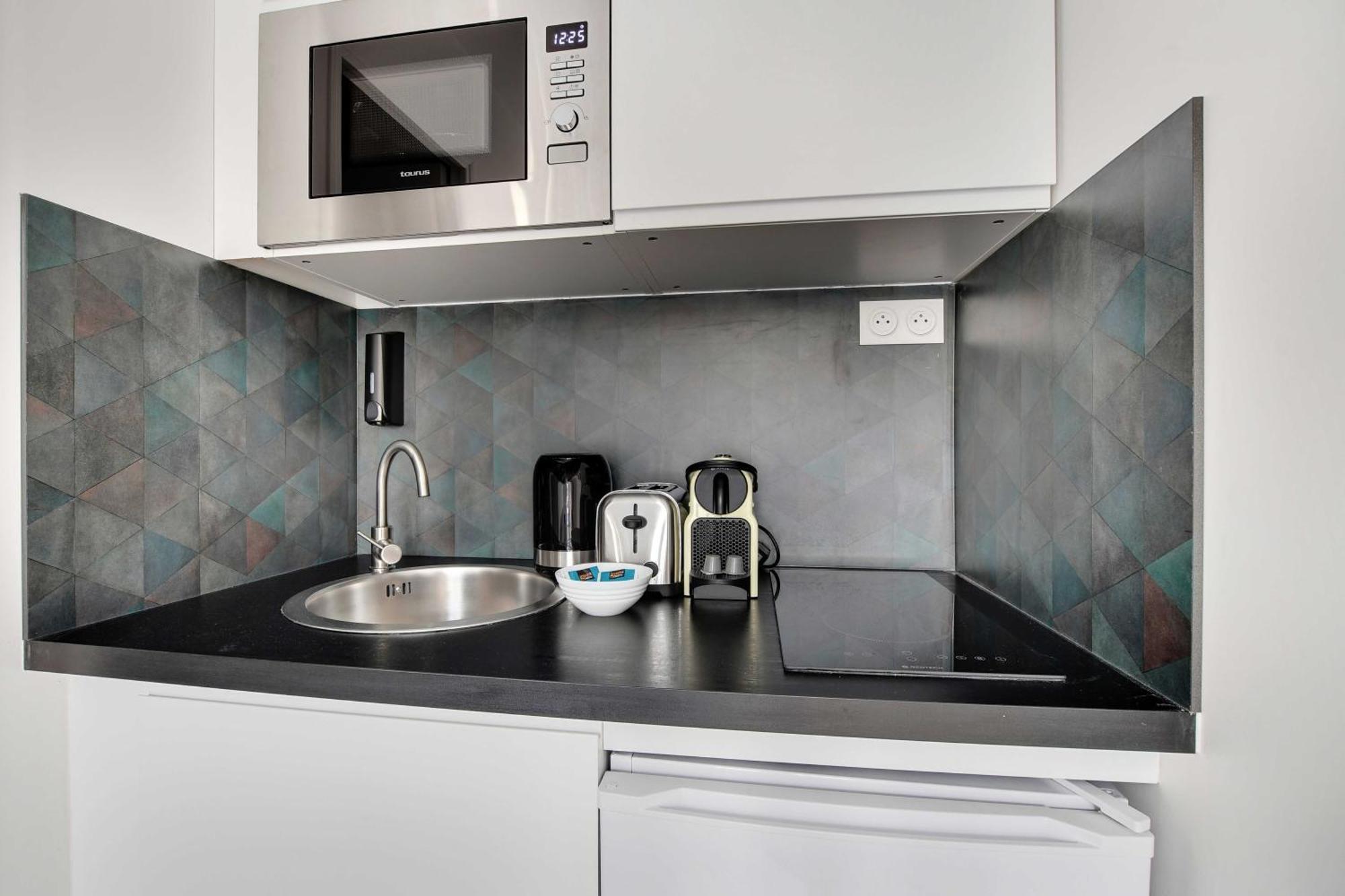 Newly Renovated Appartements Residence Republique باريس المظهر الخارجي الصورة